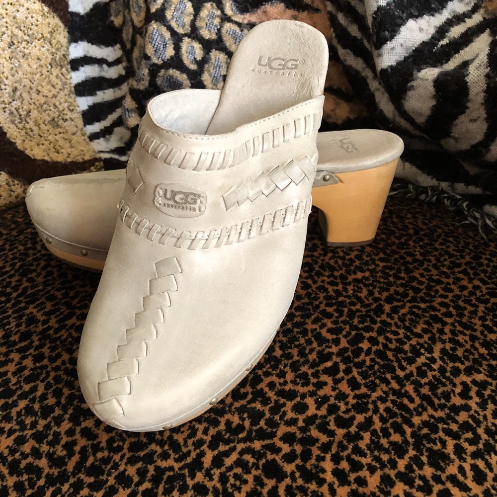 Ugg -Light Blue Wooden Clog -size 9